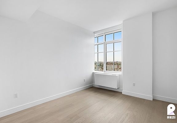 3rd image of 3620 Steinway St APT 625