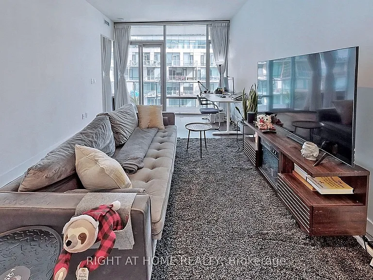 39 Queens Quay E #920 — Photo 3