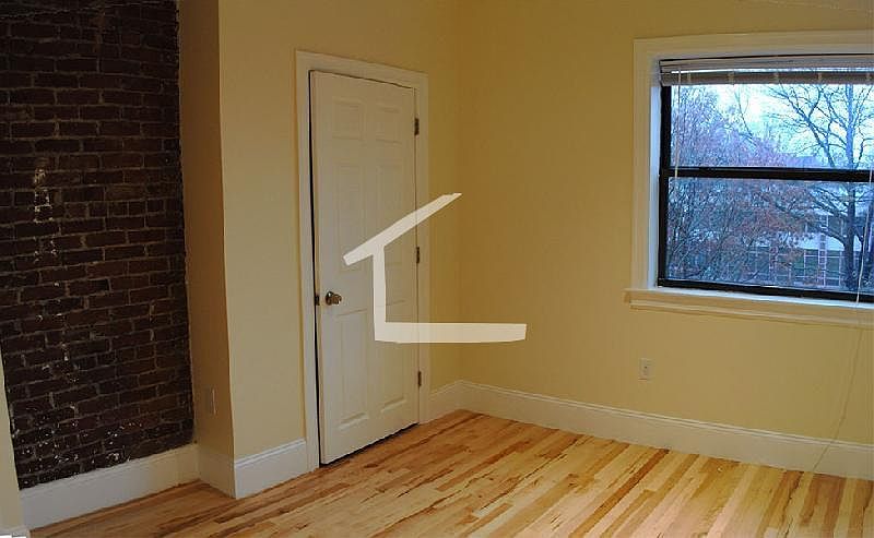 2nd image of 1203 Beacon St #1BMM