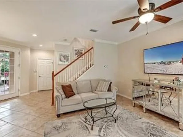 8128 Villa Grande Ct, Sarasota, FL 34243