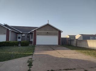 1044 E Karla Ct, Haysville, KS 67060