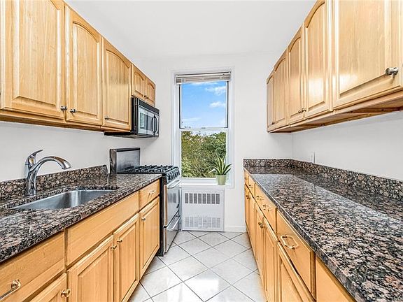 3rd image of 6535 Broadway APT 4K