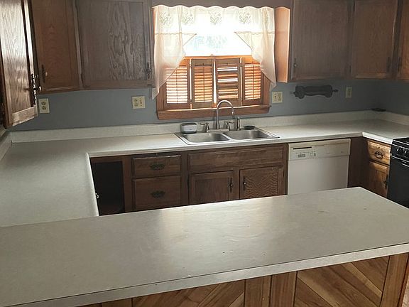 4th image of 612 Wallace Ave