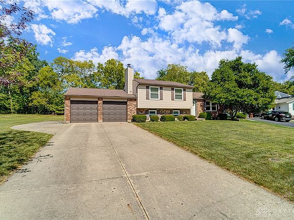 2nd image of 2239 Pinebrooke Ct