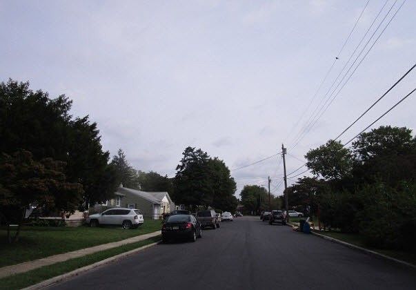2nd image of 1615 Wells Ave