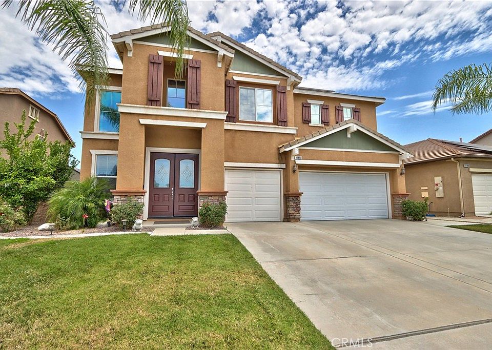 1st image of 31880 Serrento Dr