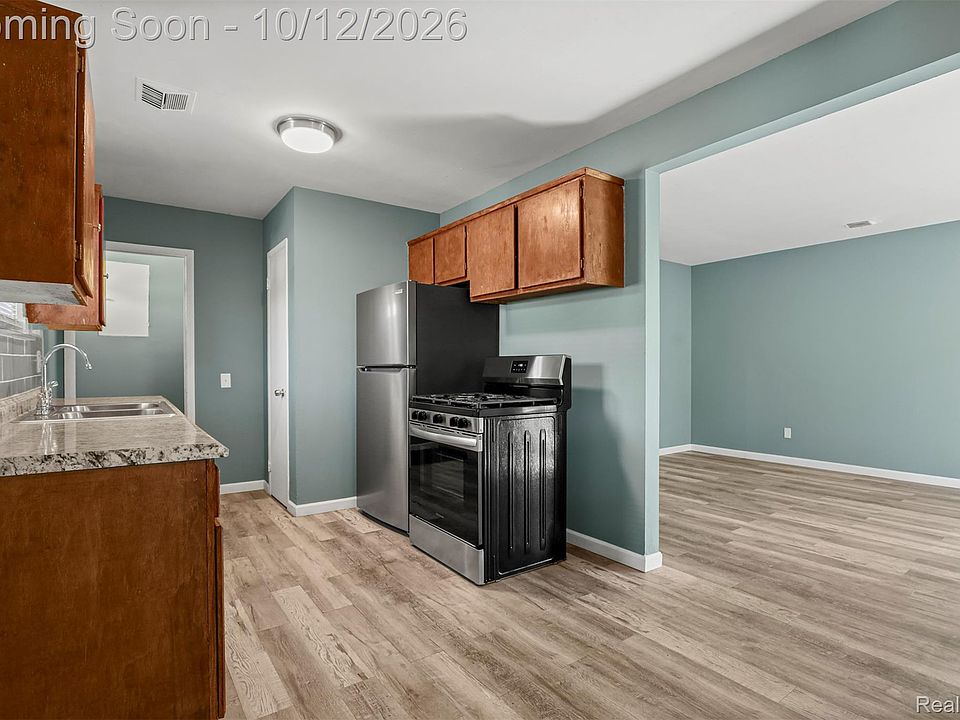 18102 Sunset St, photo 8