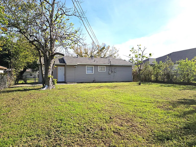 3735 Stateoak Dr — Photo 17