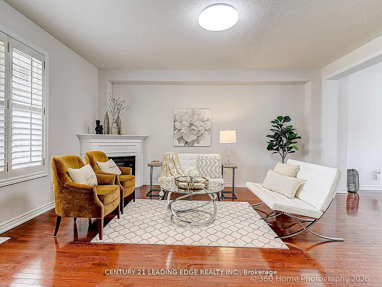 75 Kentview Cres — Photo 5
