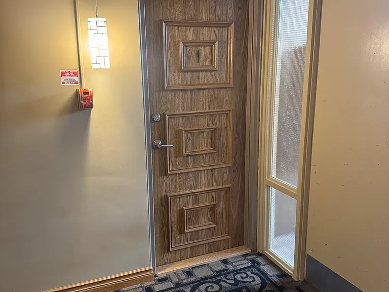 502 Nelson St #7 — Photo 17