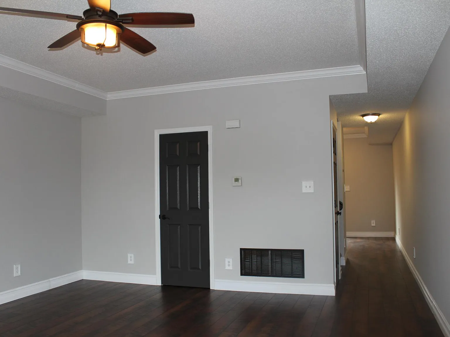 2 bed, 2.5 bath, 1220 sqft, $1,750 — Photo 4