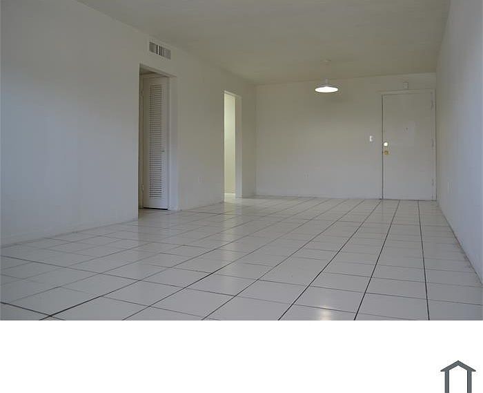 2nd image of 2150 NE 169th St #317