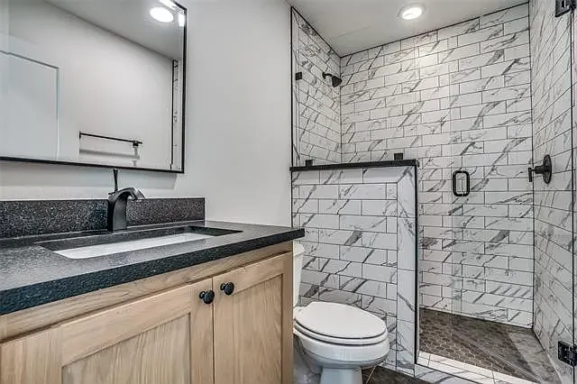 1518 Villars St — Photo 11