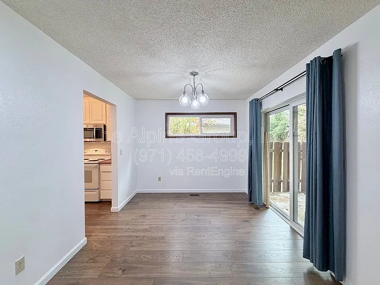 5462 SW Murray Blvd — Photo 46