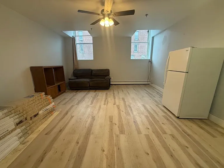 43 Central St #G3 — Photo 7