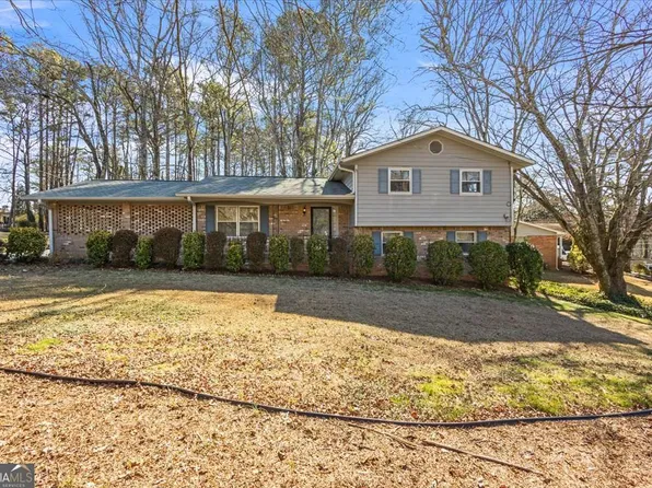 3241 Wildwood Dr SW, Marietta, GA 30060