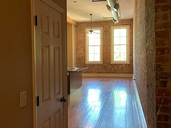 5th image of 326 N Boonville Ave APT 202