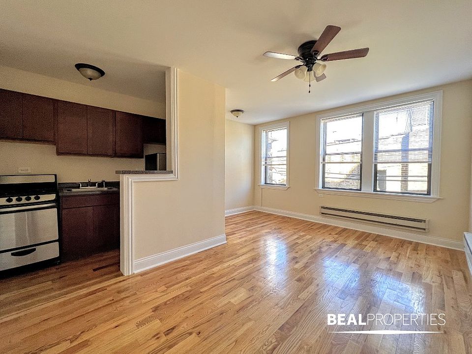 1st image of 818 W Diversey Ave #818M