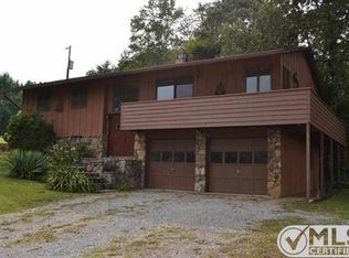 165 Schlimmer Ln, McMinnville, TN 37110