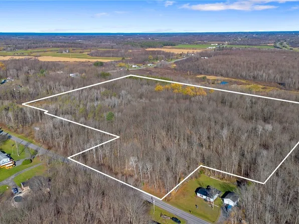 196 Frank Lacy Rd, Pulaski, NY 13142