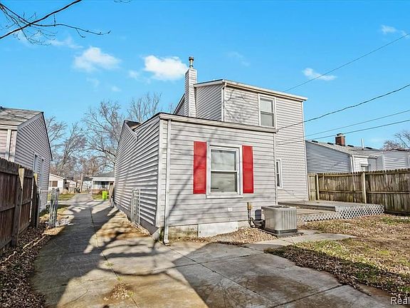 5th image of 536 E Dallas Ave