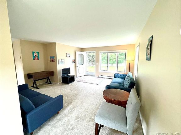 2nd image of 207 S Lake St #A