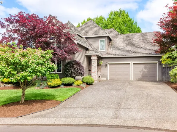 5063 Greensborough Ct, Lake Oswego, OR 97035