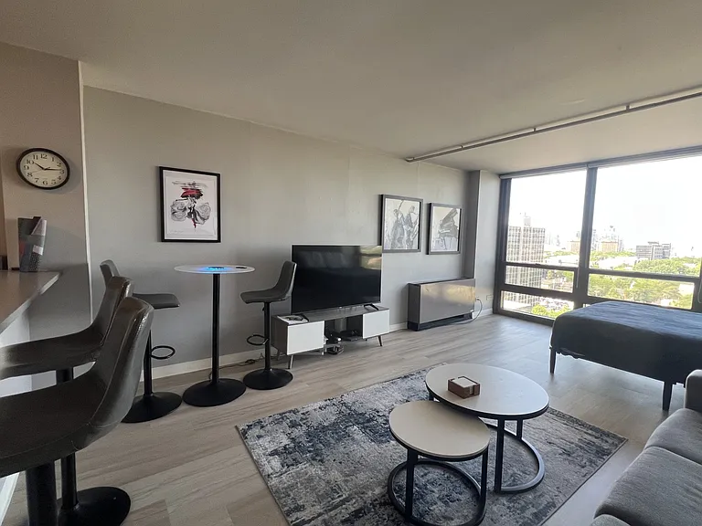 1636 N Wells St #1510 — Photo 3