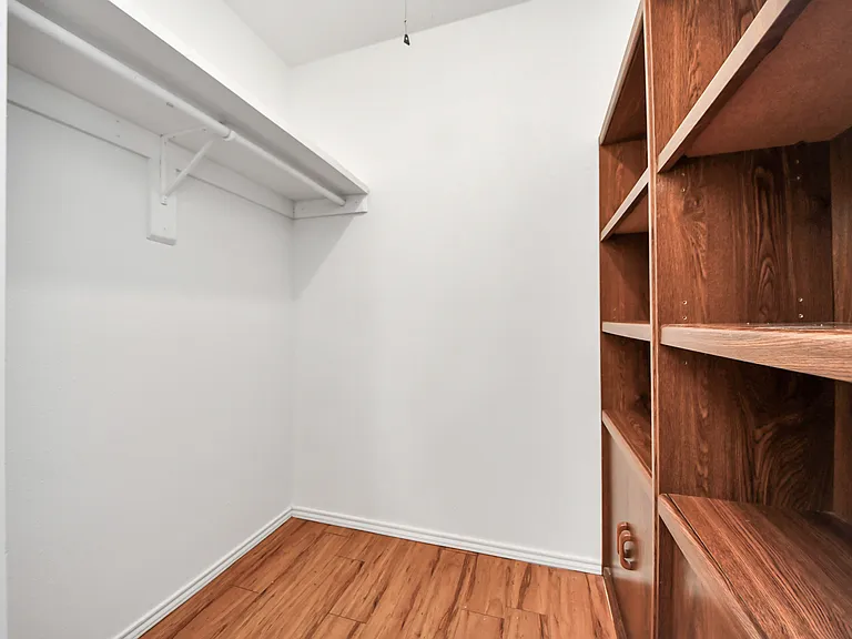 17003 Amidon Dr — Photo 25
