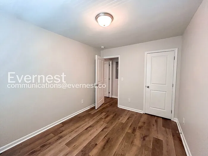 3574 Saratoga Cir — Photo 18