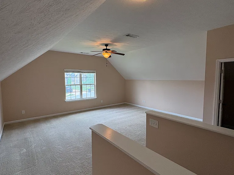 116 Jameson Pl — Photo 12