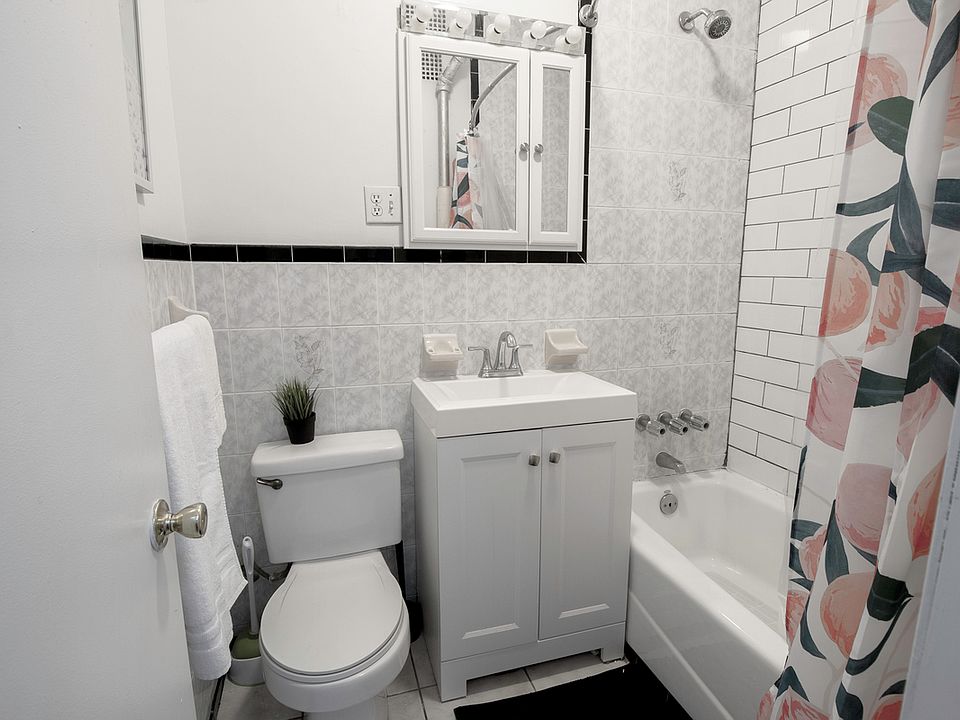 1st image of 239 E 33rd St APT 4B