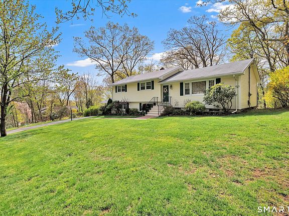2nd image of 38 Cold Spring Circle
