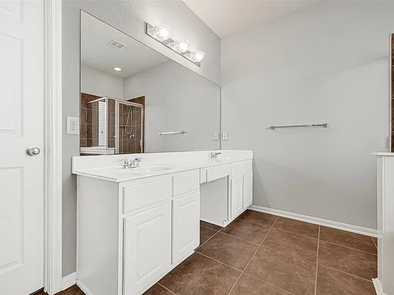 5331 Seabird St — Photo 25