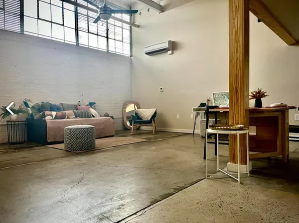 Staunton Steam, 110 W Hampton St #8b6fd37b2, Staunton, VA 24401