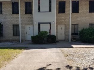 22 Idaho Ct, Coram, NY 11727