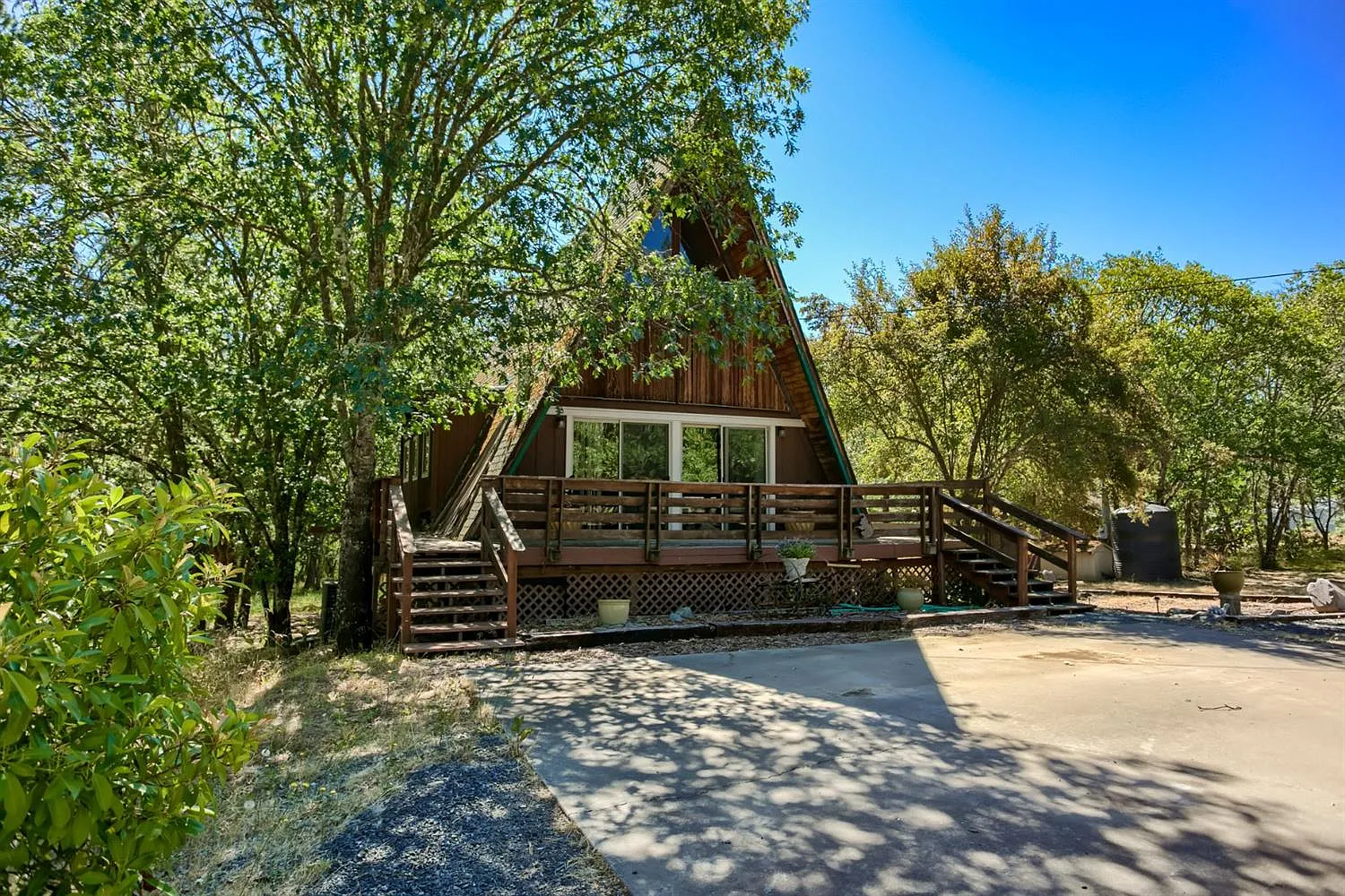 1881 Robinson Rd photo 1