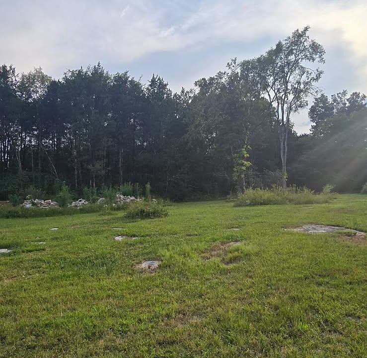 2nd image of 17600 Cainsville Rd