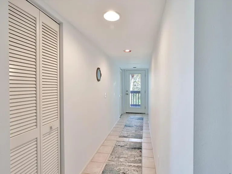3440 Gulf Of Mexico Dr #9 — Photo 8