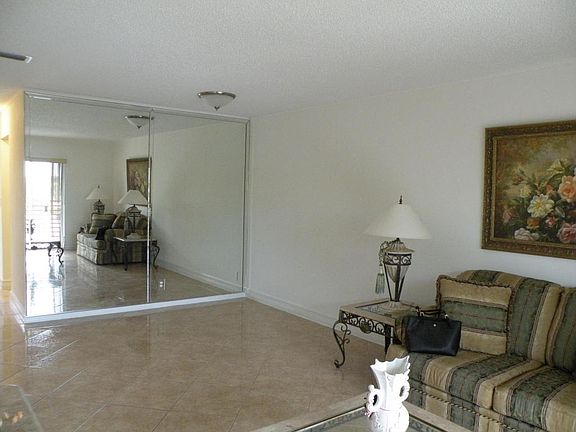 5th image of 2724 S Garden Dr #304