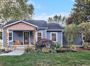6391 Rowley Blvd, Waterford, MI 48329