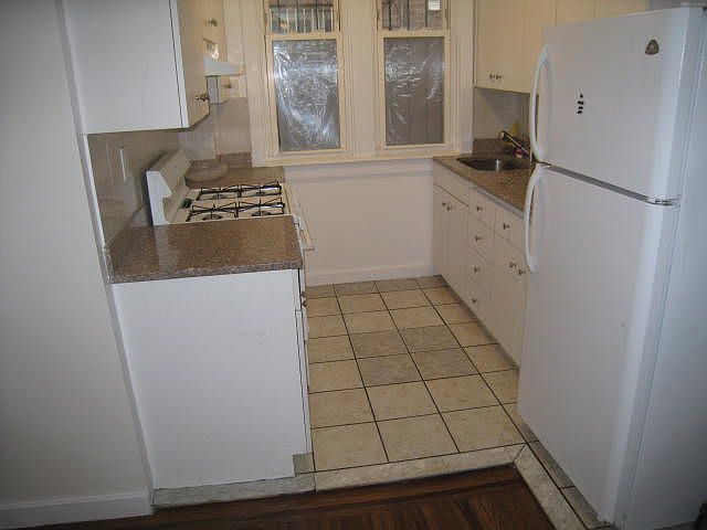 1st image of 4322 58th St APT 1R