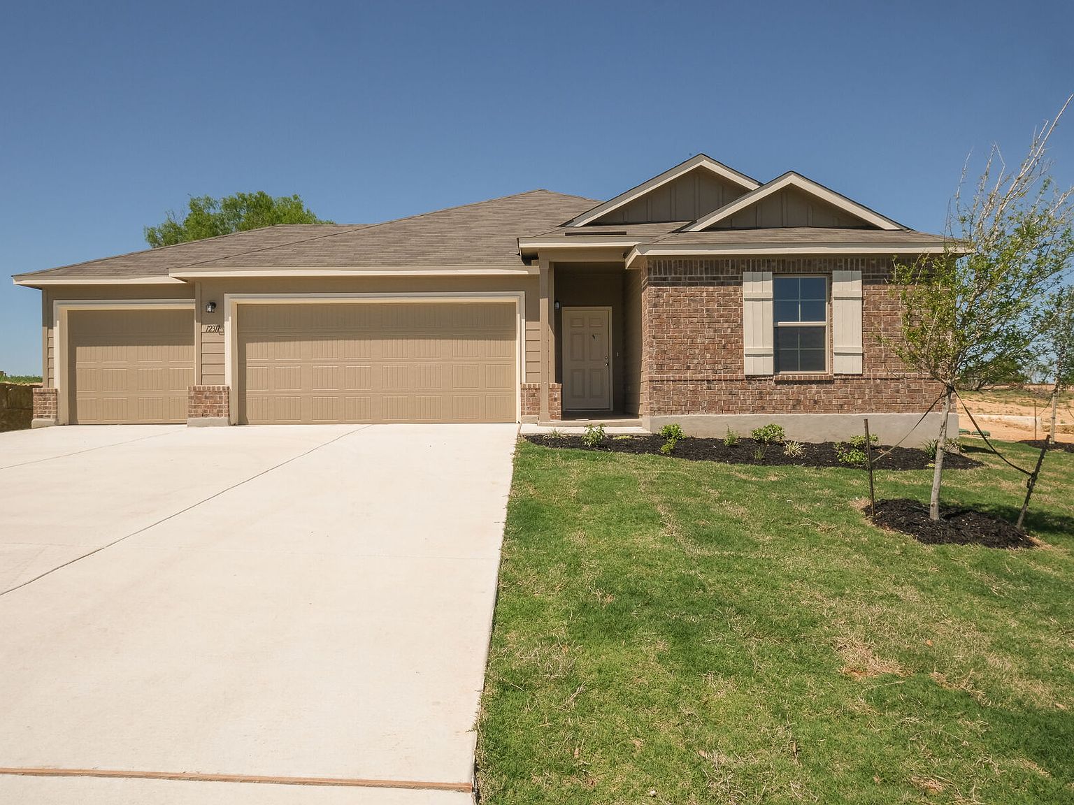 12311 Flatiron Way, Atascosa, TX 78002 | Zillow