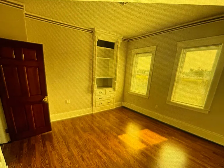 7 Morton St #2 — Photo 22