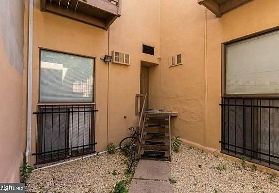 2nd image of 515-19 S 12th St #4