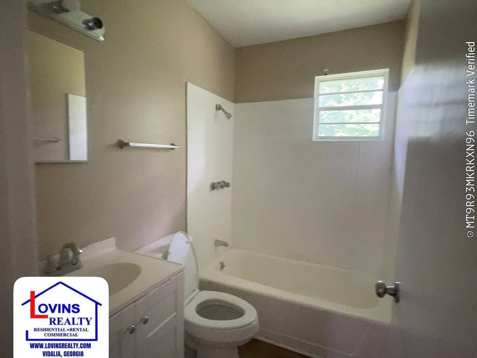 Hart - 204- 206 Nita Dr. - 206 B — Photo 3