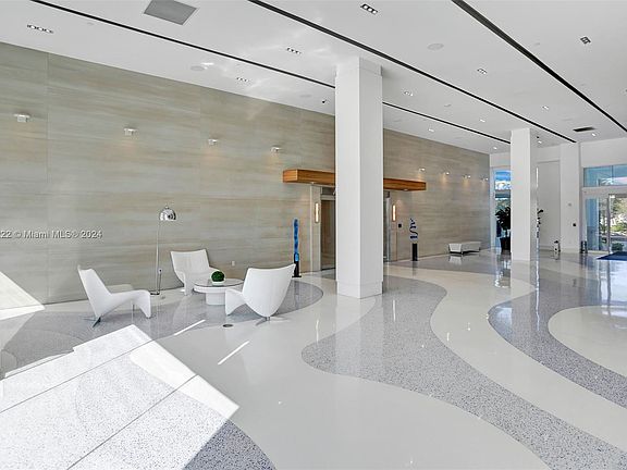 5th image of 650 West Ave APT 2001