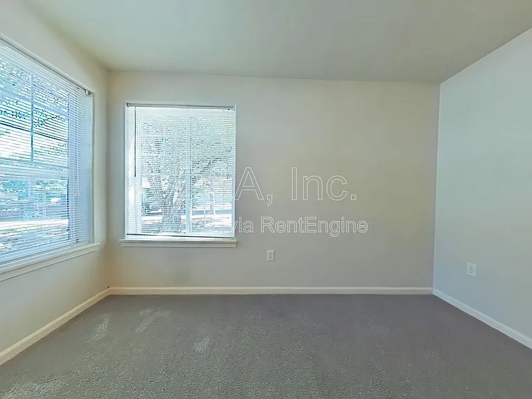 6298 SW Grand Oaks Dr #E104 — Photo 5