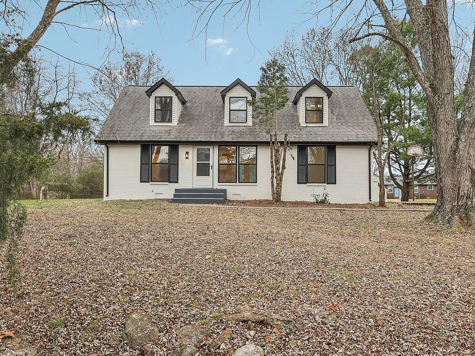 1st image of 104 Sondra Ct