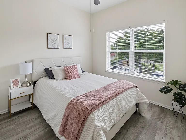 Monnett Bedroom_